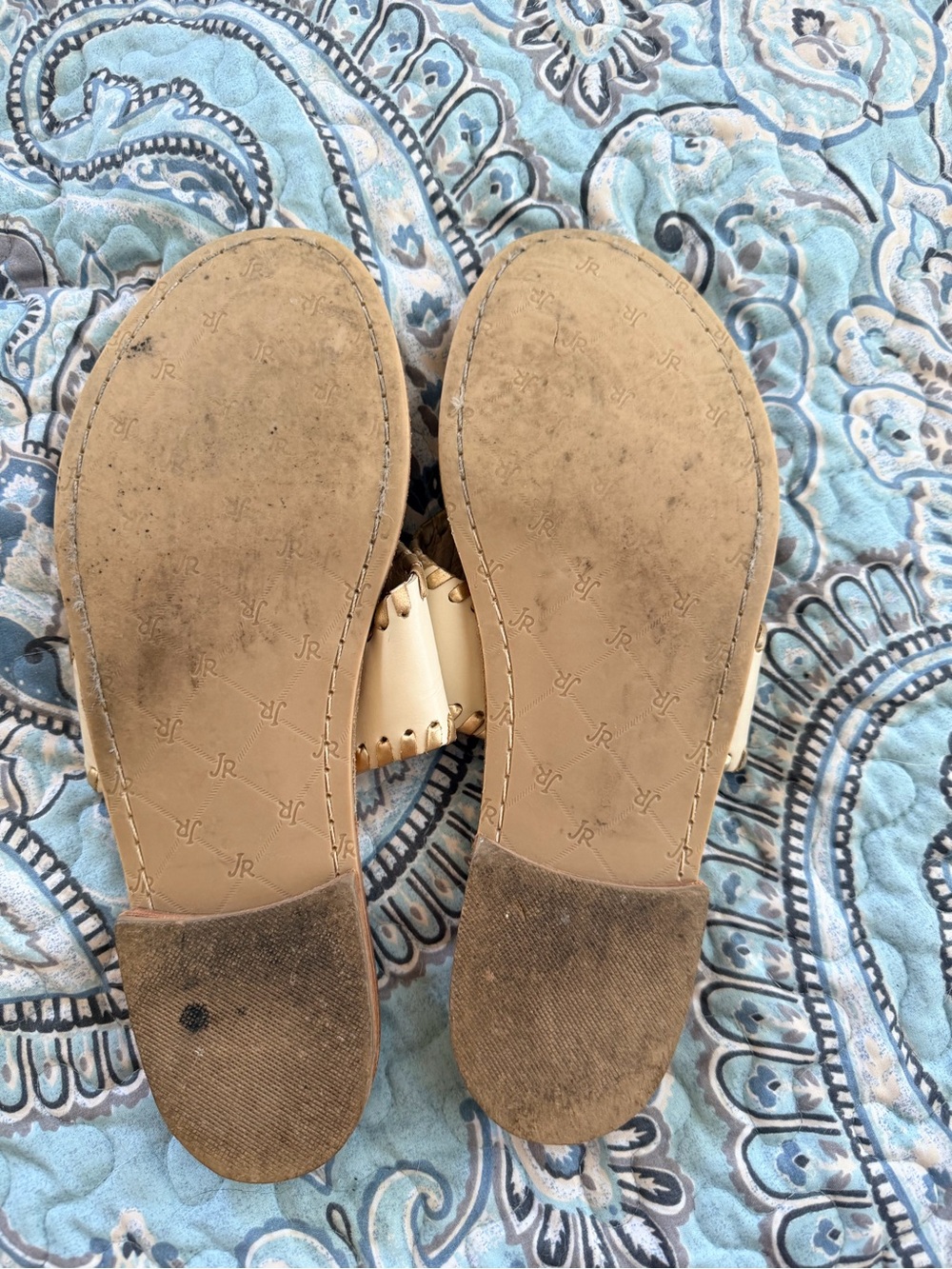 Jack Rogers Women’s Cream Leather Pineapple Thong Sandals - Picture 3 of 4
